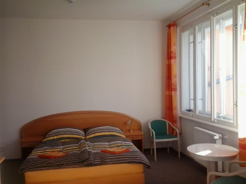 Penzion Vila Victoria Abertamy Chambre photo